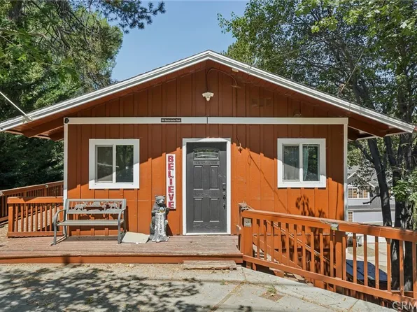 944 Knickerbocker Rd, Big Bear Lake, CA 92315