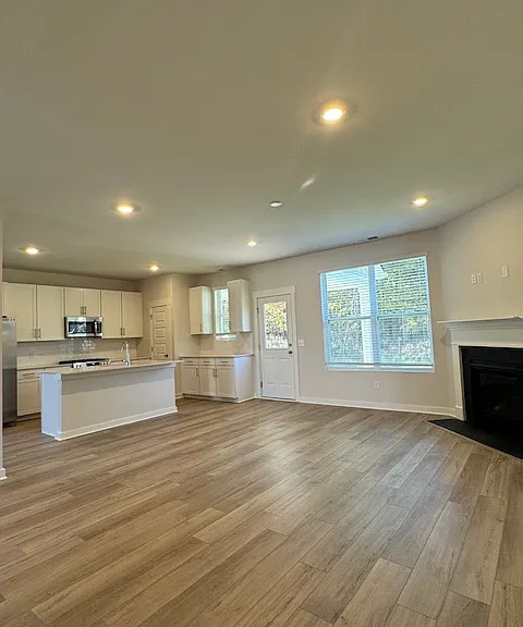 2476 Williams Ridge Dr — Photo 10