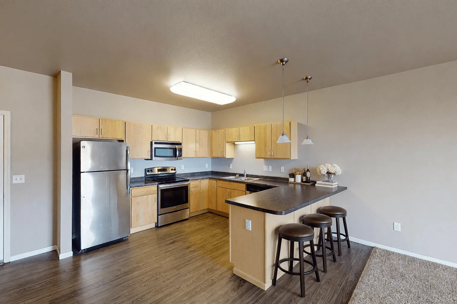 Summit Ridge — Photo 1