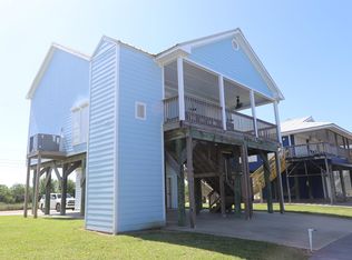 379 Admiral Craik Dr, Grand Isle, LA 70358