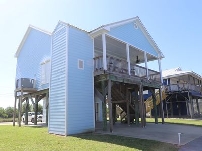 379 Admiral Craik Dr, Grand Isle, LA, 70358