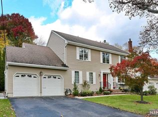 775 Arbor Rd, Paramus, NJ 07652