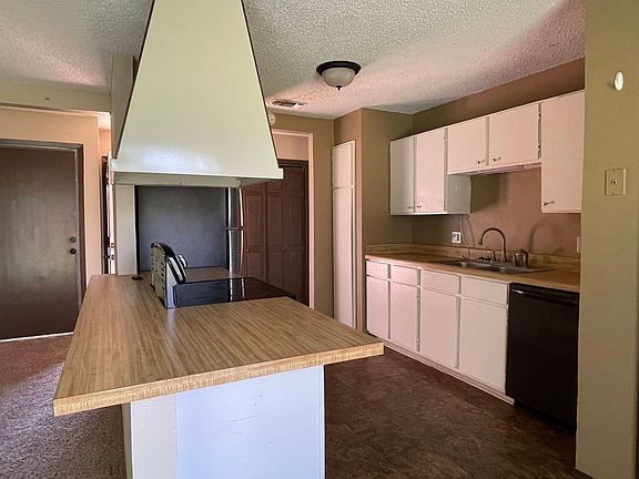 5th image of 4009 Eastridge Dr