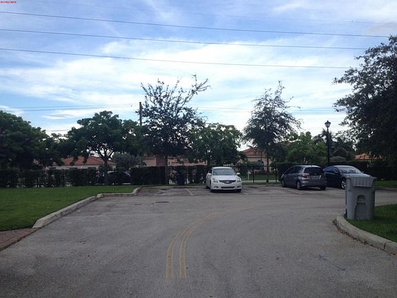 5th image of 677 NW 21st Ave