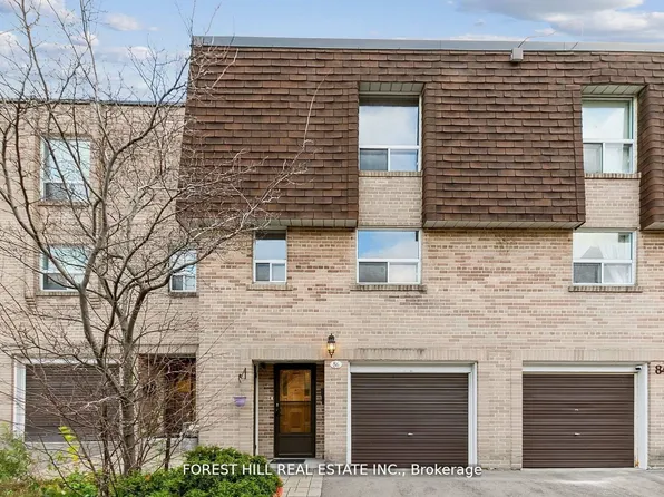 86 Village Greenway, Toronto, ON M2J 1K8
