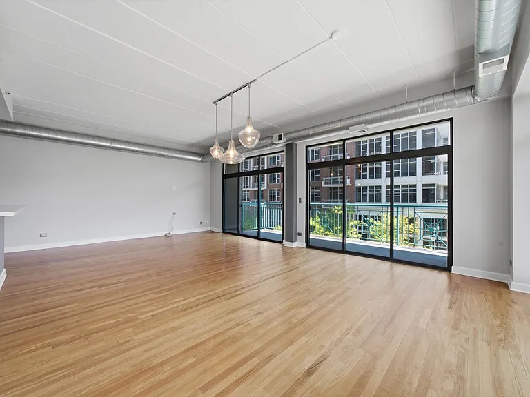 920 W Madison St #B4 — Photo 16