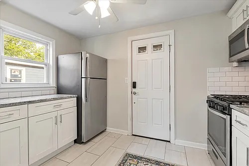 609 Willow Ave #1 Photo 1