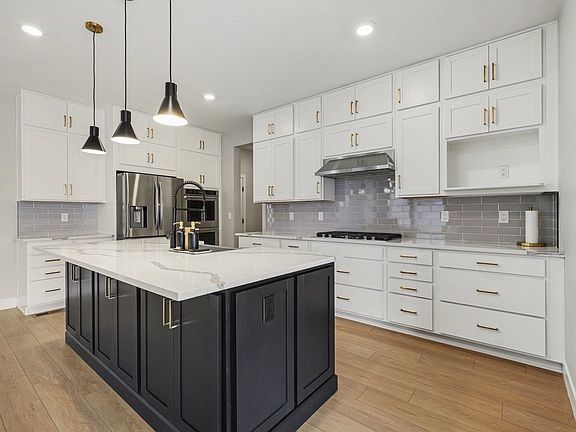 2nd image of 3652 Keplinger Lake Dr
