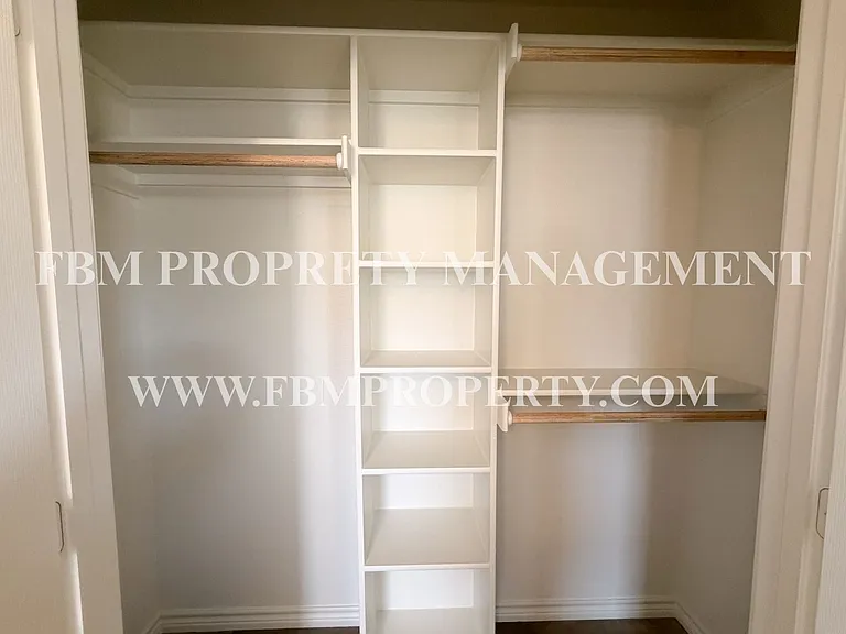 114 E Camden St - Brand New 2 Bedroom, 2 Bathroom Duplex Located in Rice, TX! — Photo 15