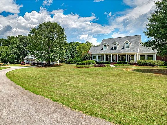 4th image of 500 Turner Dr