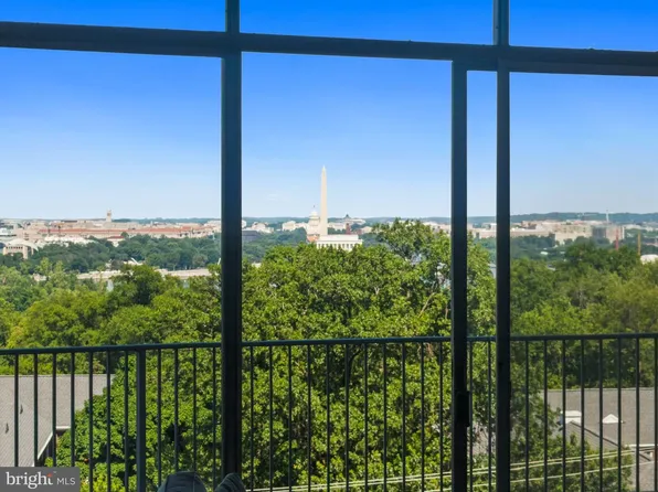 1200 N Nash St APT 531, Arlington, VA 22209