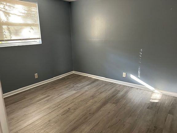 4th image of 1722 Coker Ave #11283317