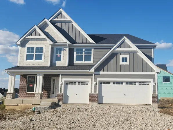 1886 Harwood Ave, South Elgin, IL 60177