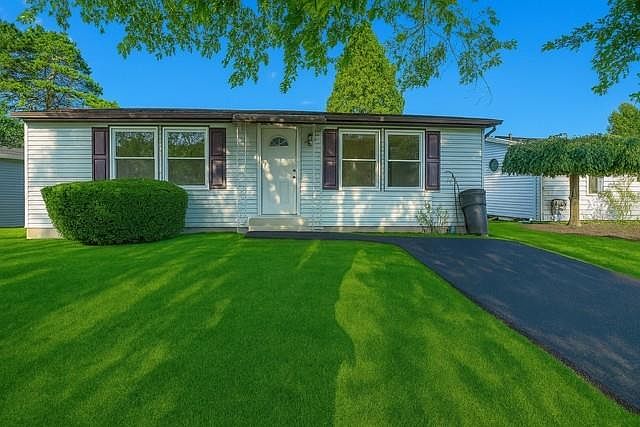 1st image of 25 Limetree Drive