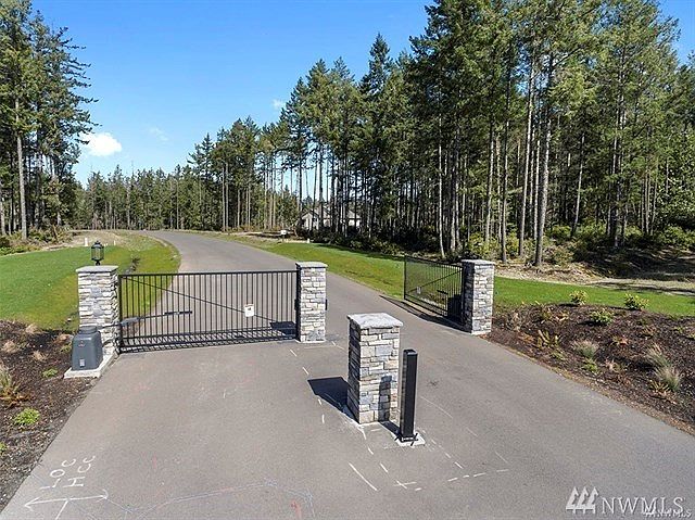 2nd image of 5333 Oystercatcher Ln NE #5409-5345
