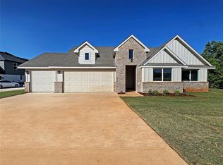 14601 Rushing Ln, Edmond, OK 73025