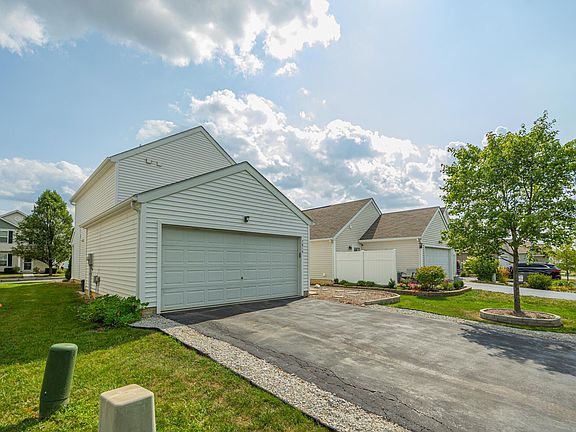 5th image of 7814 Freesia St #280