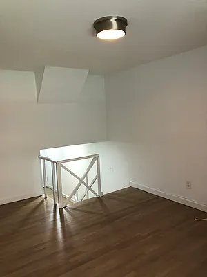 Rented by Mallory Management Corp | media 10