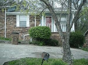 1st image of 1410 Campbell Cir
