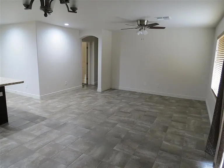 11449 S Avenida Compadres — Photo 3
