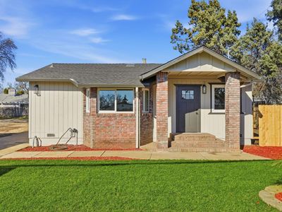 817 Q St, Rio Linda, CA, 95673