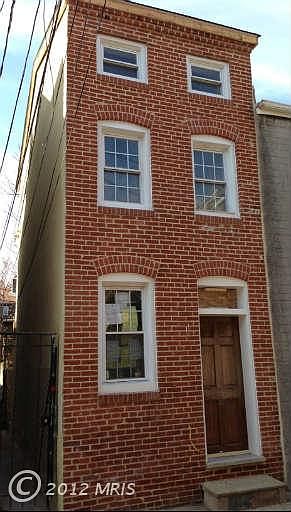 2nd image of 604 S Chapel St