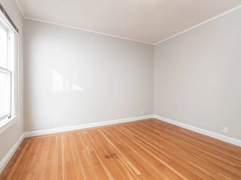 1842 Jefferson St #205 — Photo 7