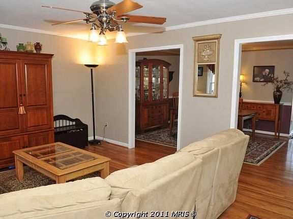 3rd image of 48 Boileau Ct