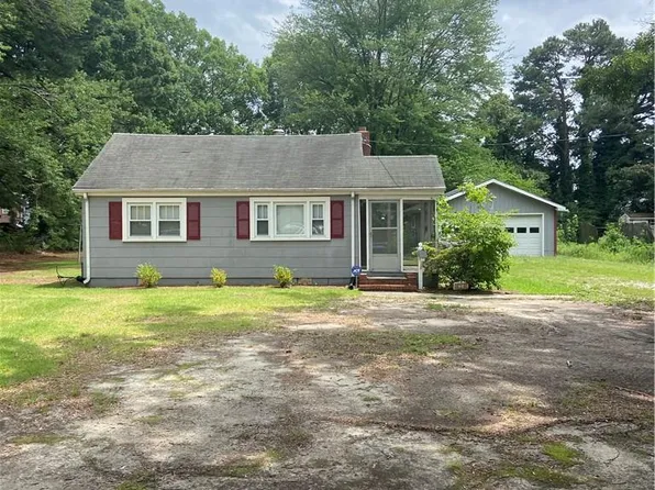 23 Forrest Dr, Newport News, VA 23606