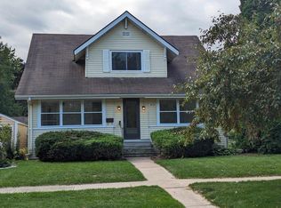 837 Keyes St, Menasha, WI 54952