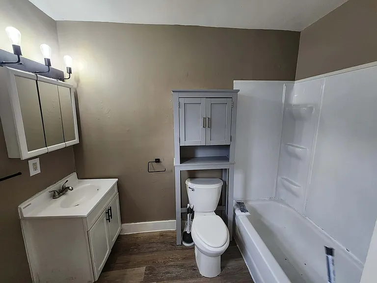 717 S Downing St — Photo 17