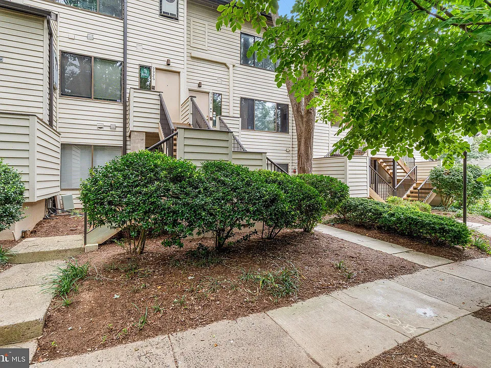 9934 Hellingly Pl #142