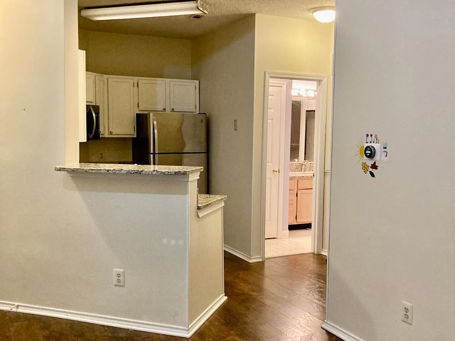 1 bed, 703 sqft, $1,999 — Photo 2