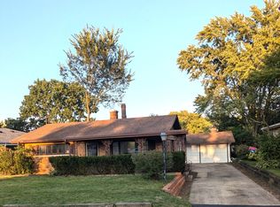 1114 Ash St, Lake In The Hills, IL 60156