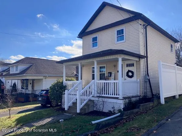 1215 W State St, Archbald, PA 18403