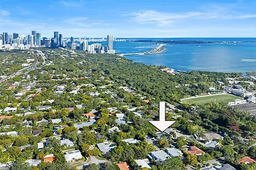 218 Shore Dr S Photo 1 218 Shore Dr S Photo 1