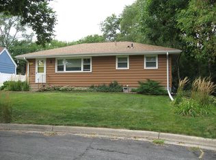 2906 Hillsboro Ave S, Saint Louis Park, MN 55426
