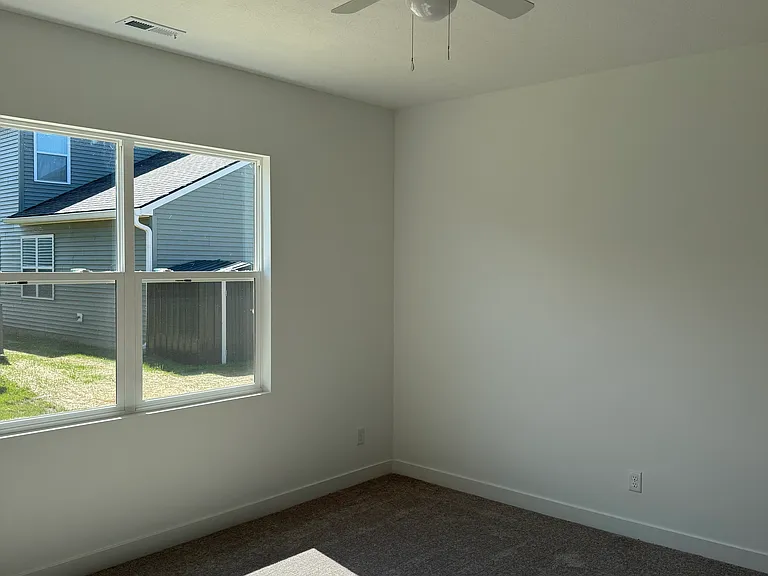 1079 Tomahawk Pl — Photo 5