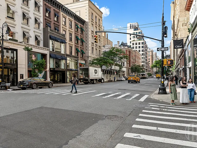 26 E 63rd St #2C — Photo 15