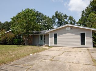 2603 Convent Ave, Pascagoula, MS 39567