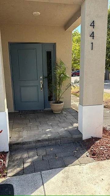 1 bed, 200 sqft, $1,000 — Photo 2