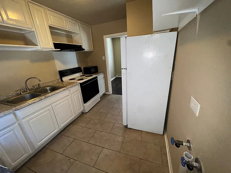 245 Deerwood Dr #245 — Photo 6