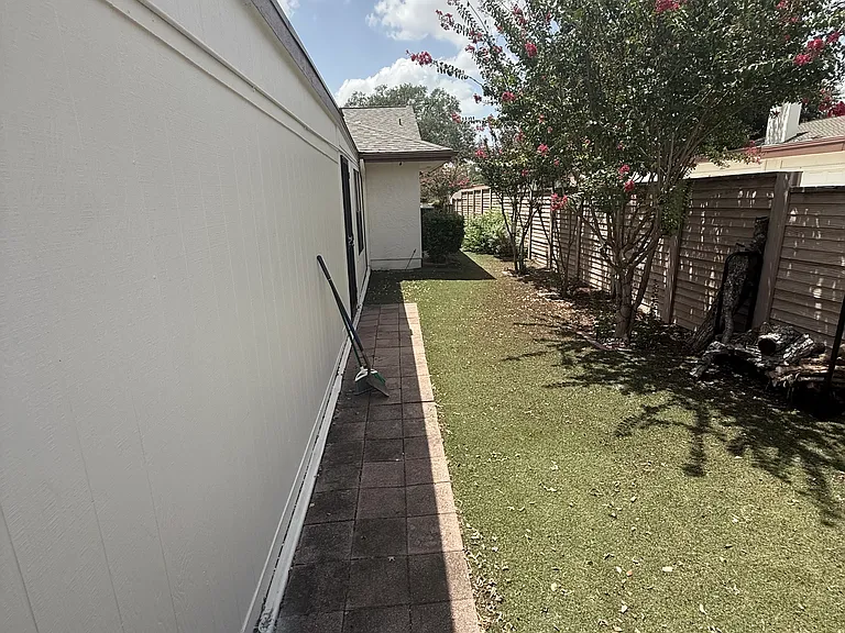 10312 Grand Cir — Photo 8