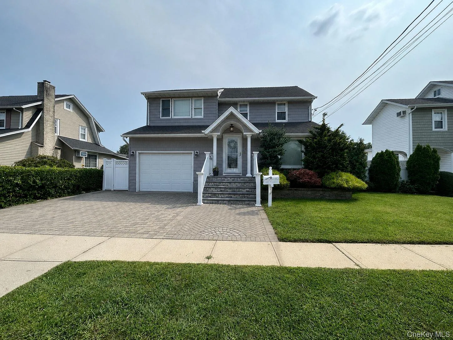 4 bed, 3.5 bath, 2438 sqft, $6,200 — Photo 1