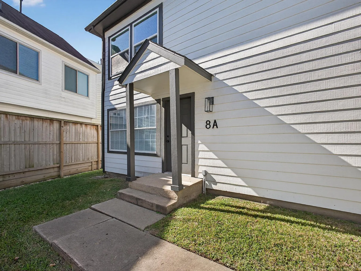 2 bed, 1.5 bath, 1068 sqft, $1,700 — Photo 3