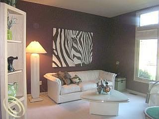 4th image of 1385 Berwyck Dr