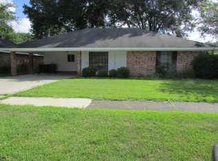 111 Dove Cir, Lafayette, LA 70508