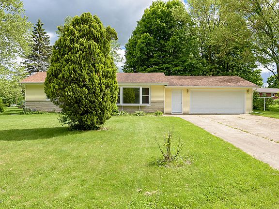 4th image of 15 Wildrose Ln