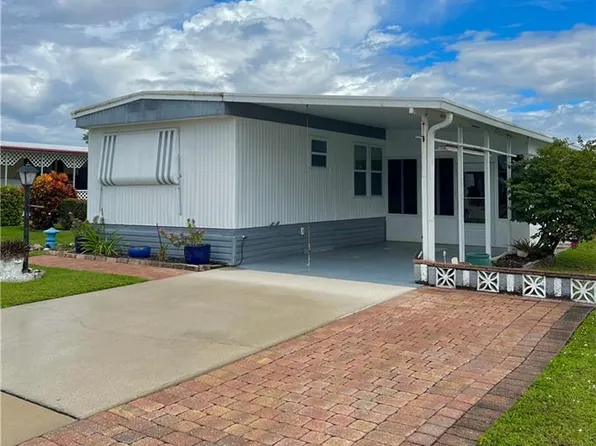 27443 Pauline DR, BONITA SPRINGS, FL 34135