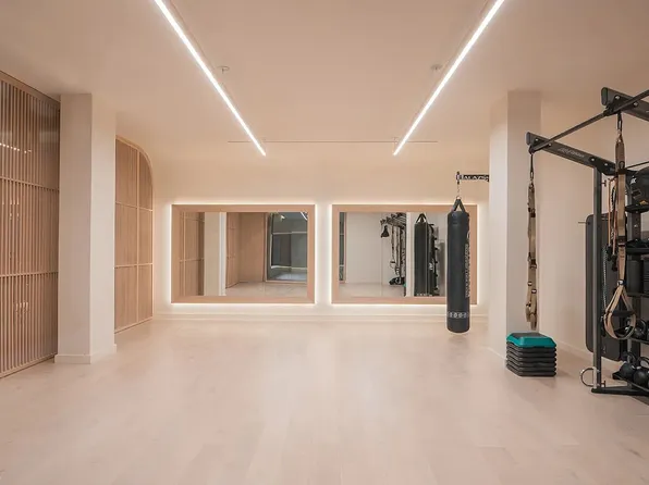 58 Saint Marks Place image 24 of 34